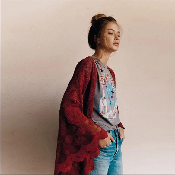 Ruby Lace Kimono Duster - Picture 2 of 6